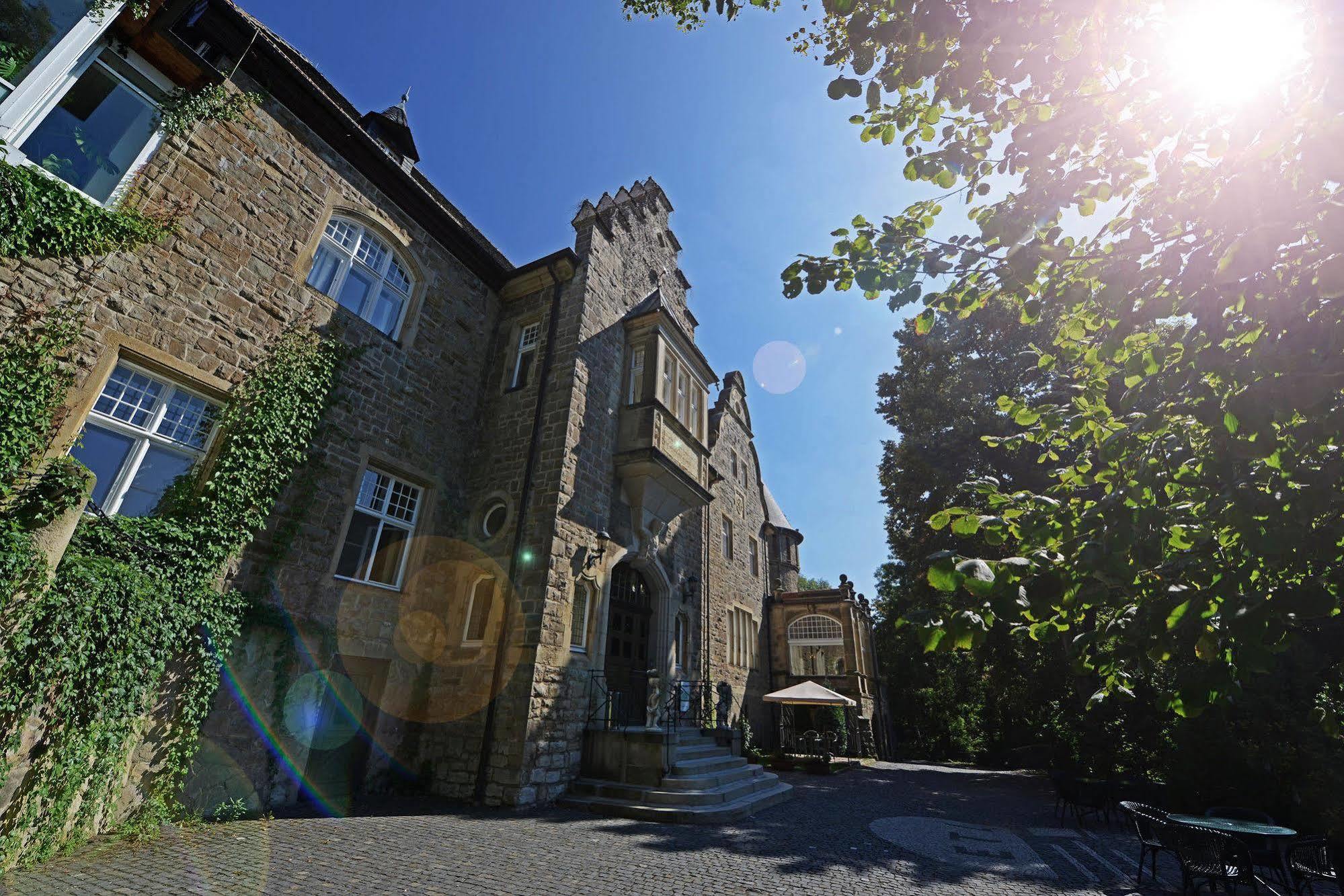 Schlosshotel Villa Westerberge Aschersleben Exterior foto